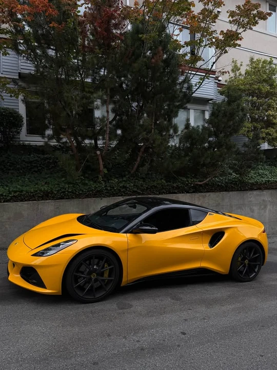 2024 Lotus Emira - Image 4 of 18