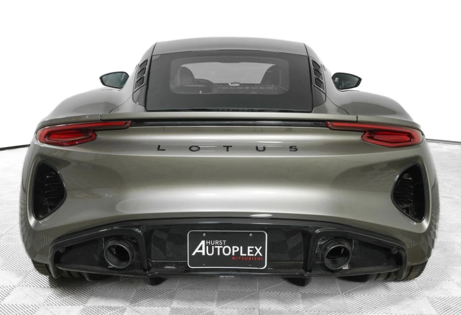 2024 Lotus Emira - Image 6 of 12