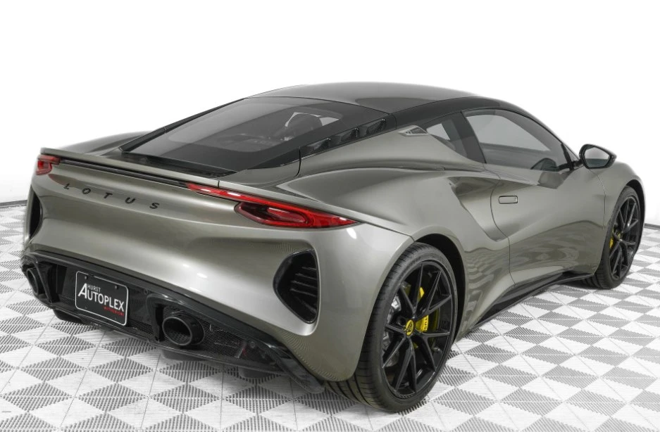 2024 Lotus Emira - Image 5 of 12