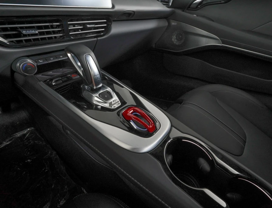 2024 Lotus Emira - Image 10 of 12