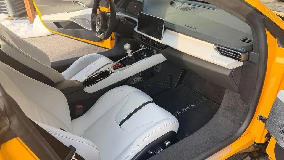 2024 Lotus Emira - Image 18 of 19