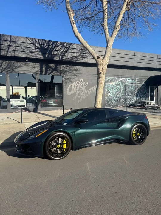 2024 Lotus Emira - Image 3 of 15