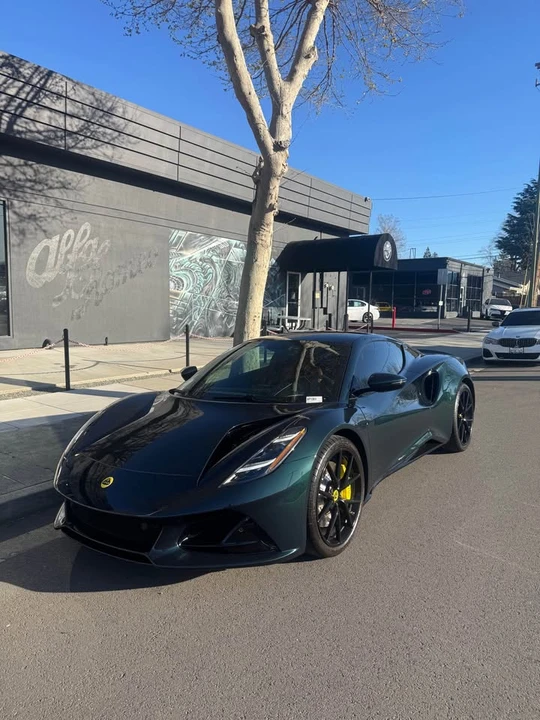 2024 Lotus Emira - Image 4 of 15