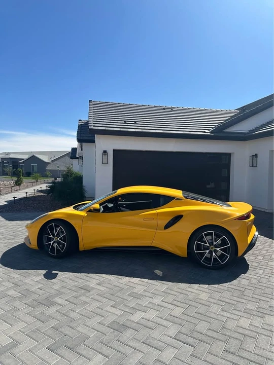 2024 Lotus Emira - Image 8 of 12