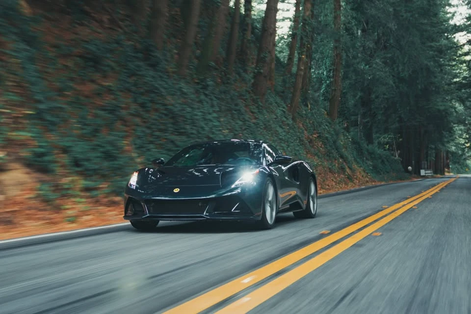 2024 Lotus Emira - Image 2 of 14