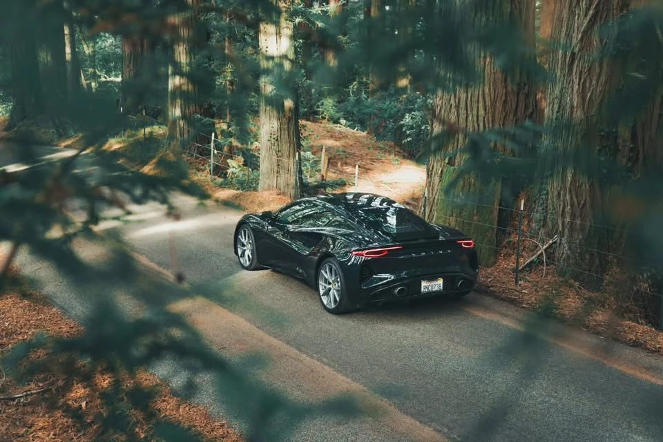 2024 Lotus Emira - Image 4 of 14