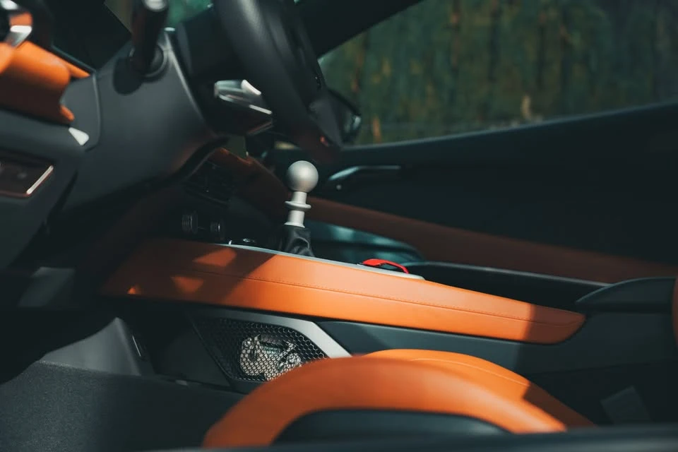 2024 Lotus Emira - Image 10 of 14