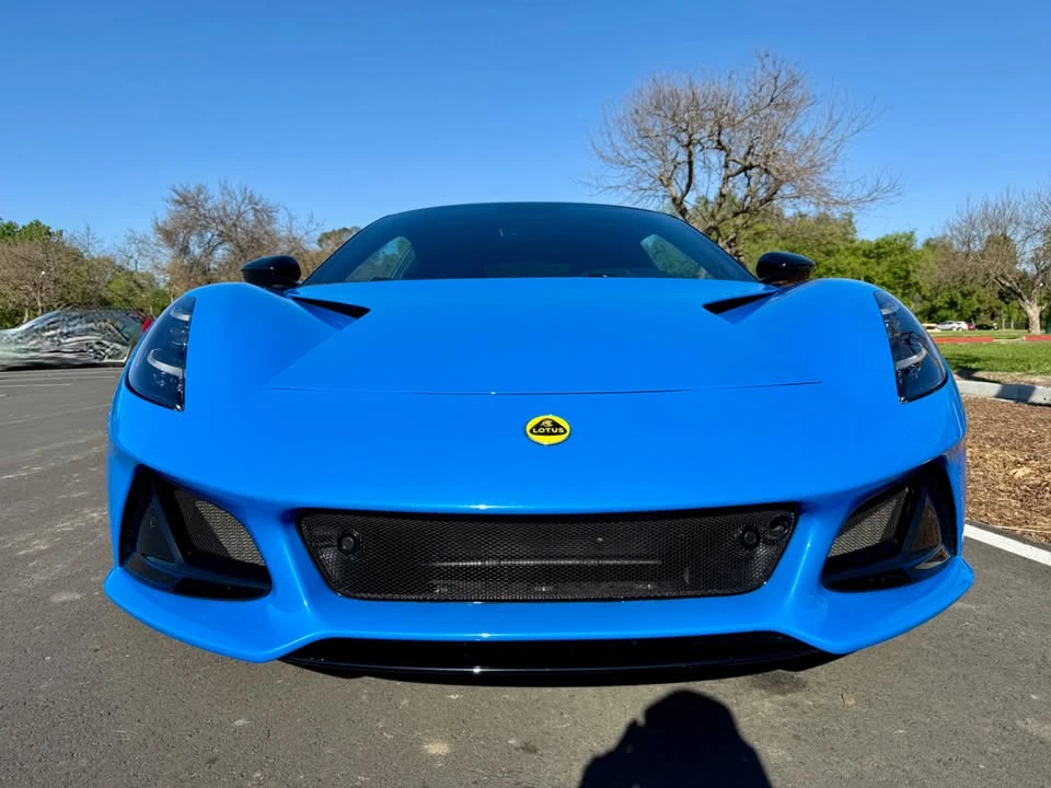 2024 Lotus Emira - Image 6 of 10