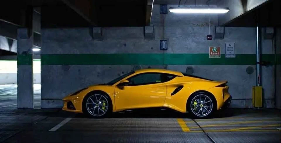 2024 Lotus Emira - Image 2 of 19