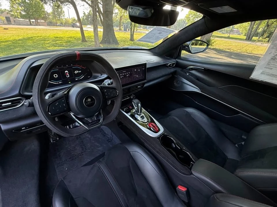 2024 Lotus Emira - Image 13 of 20