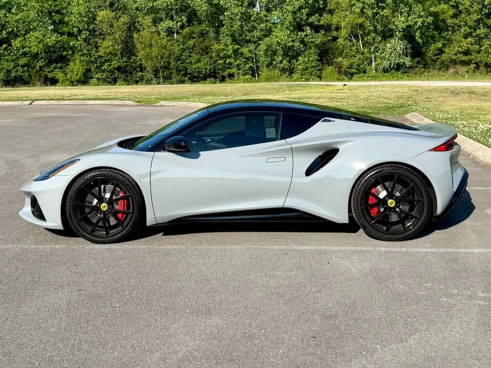 2024 Lotus Emira - Image 7 of 20