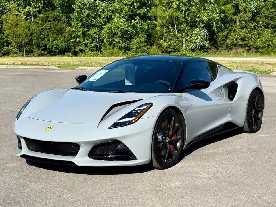 2024 Lotus Emira - Image 6 of 20