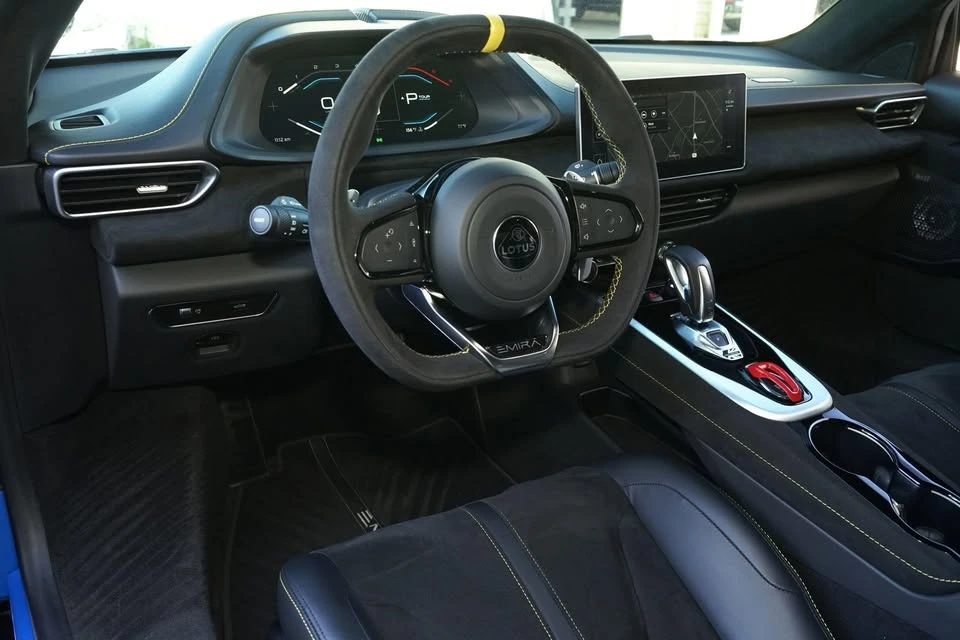 2024 Lotus Emira - Image 20 of 20