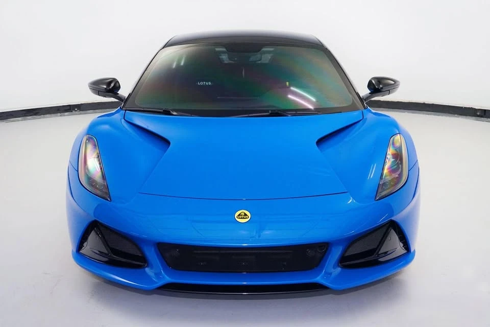 2024 Lotus Emira - Image 4 of 20