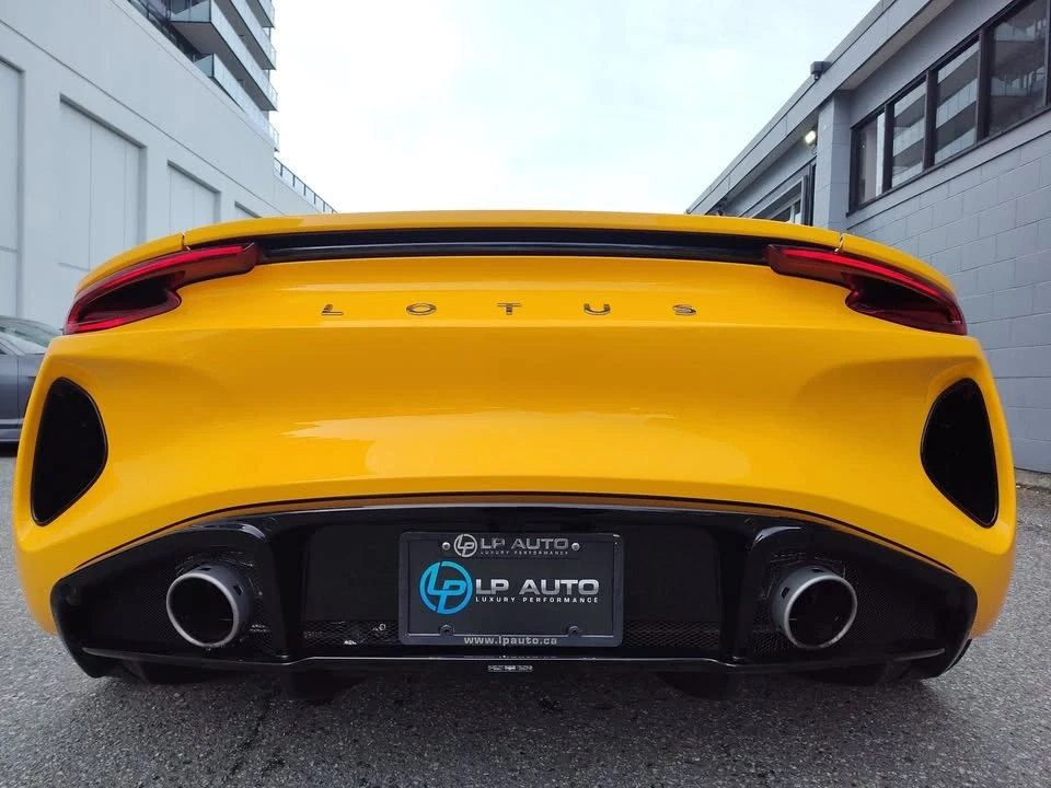 2024 Lotus Emira - Image 5 of 18