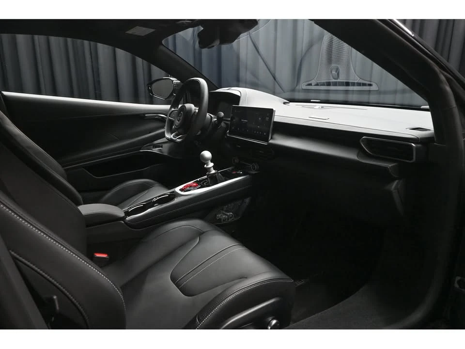2024 Lotus Emira - Image 10 of 19