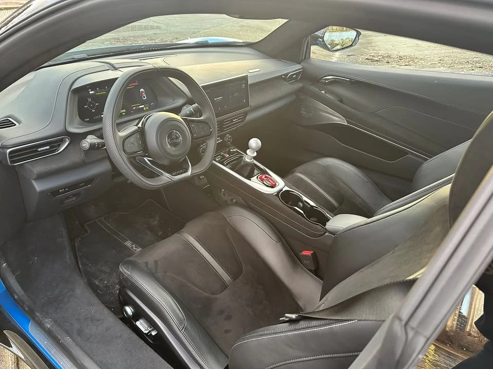2024 Lotus Emira - Image 6 of 15