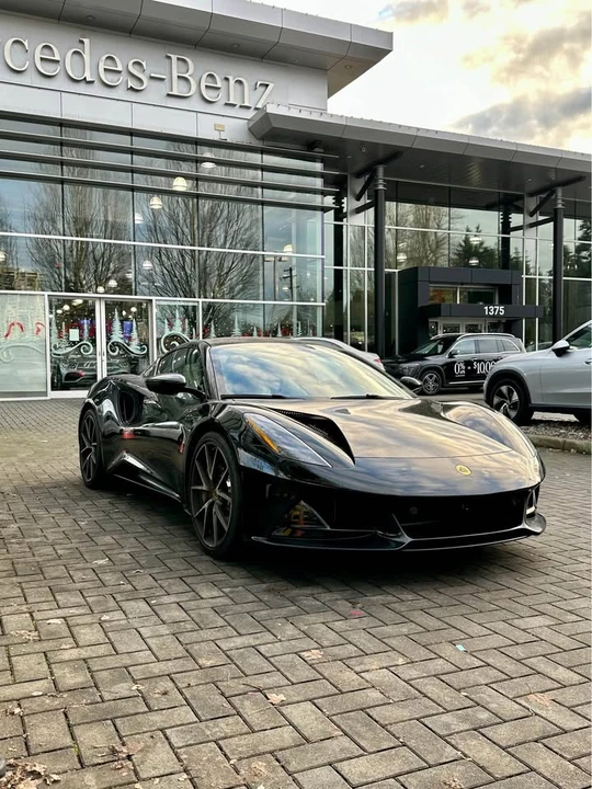2024 Lotus Emira - Image 5 of 14