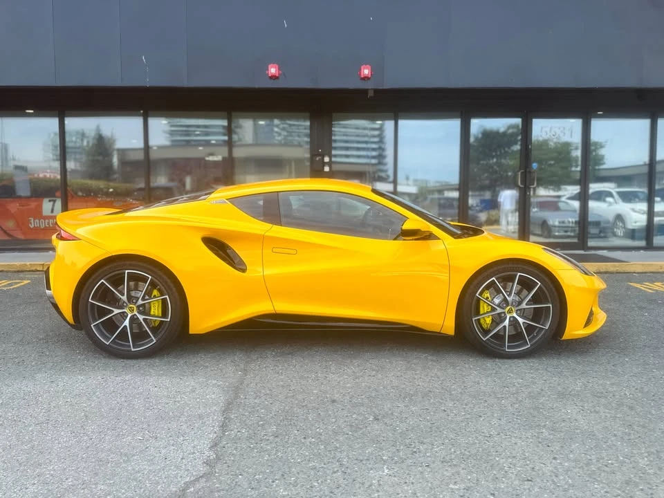2024 Lotus Emira - Image 4 of 20