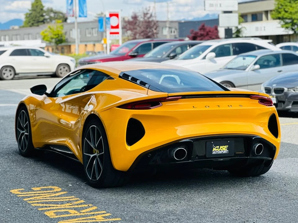 2024 Lotus Emira - Image 7 of 20