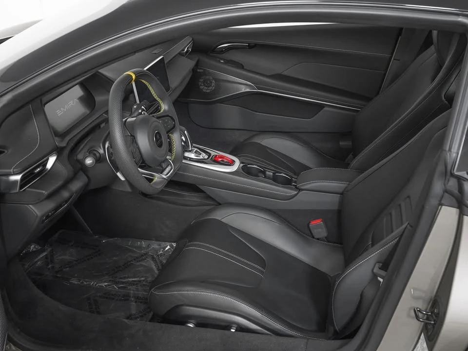 2024 Lotus Emira - Image 10 of 12