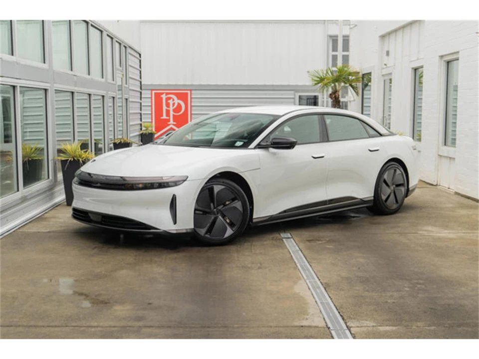 2024 Lucid Air - Image 2 of 12