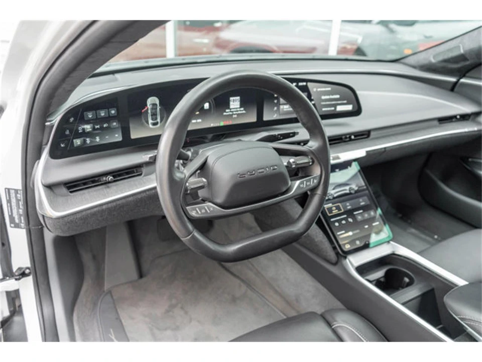 2024 Lucid Air - Image 12 of 12