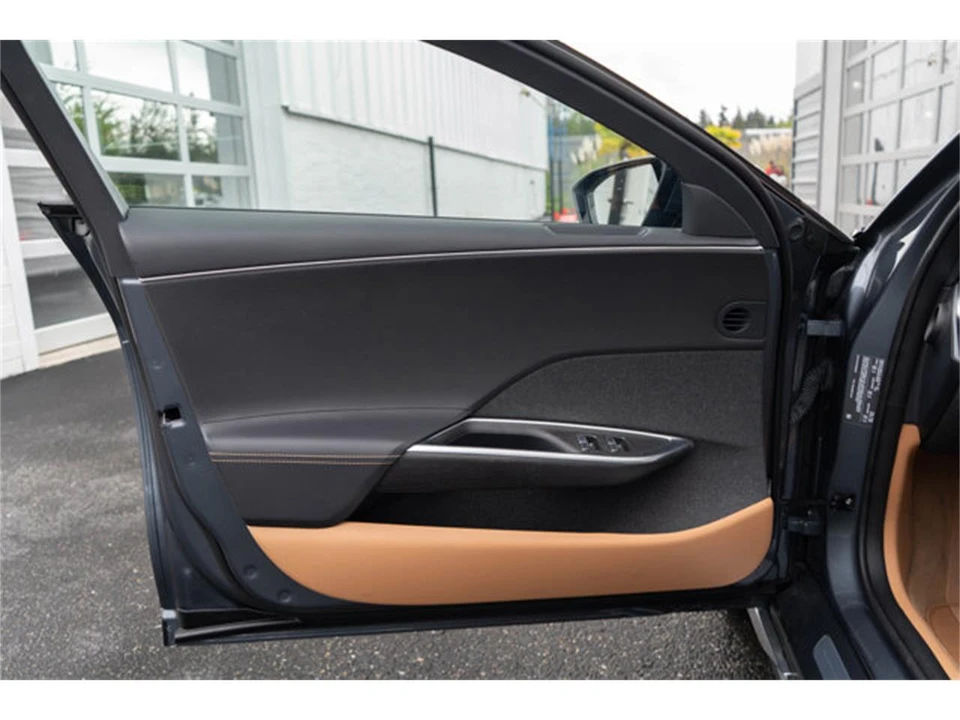 2024 Lucid Air - Image 10 of 12