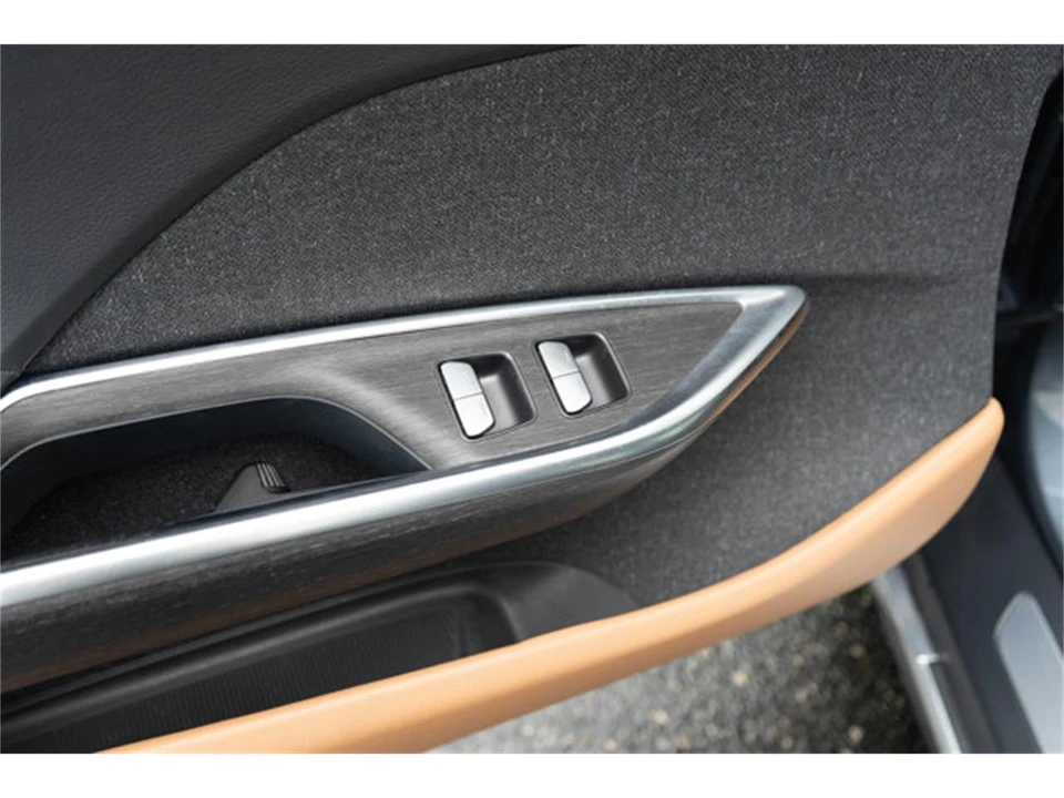 2024 Lucid Air - Image 11 of 12