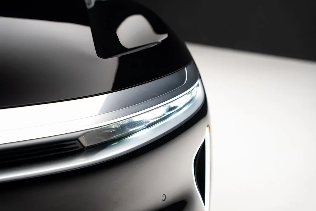 2024 Lucid Air - Image 9 of 12