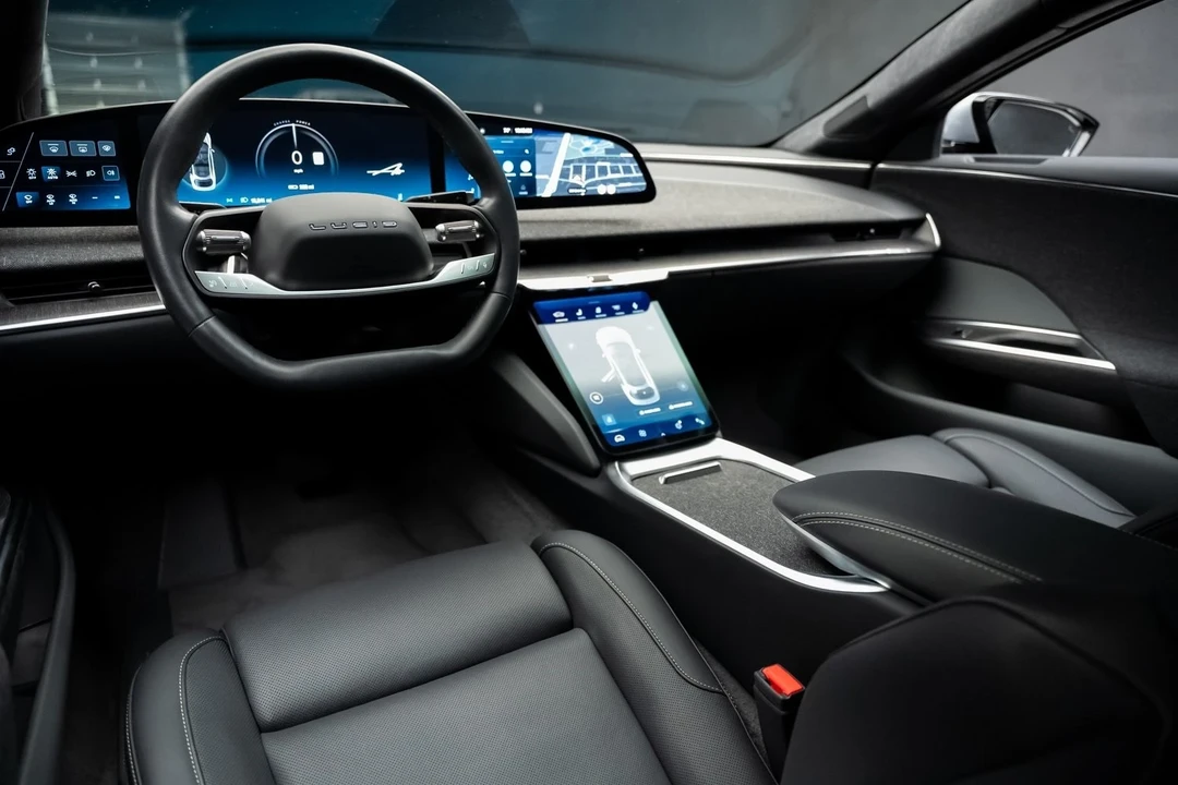 2024 Lucid Air - Image 2 of 12