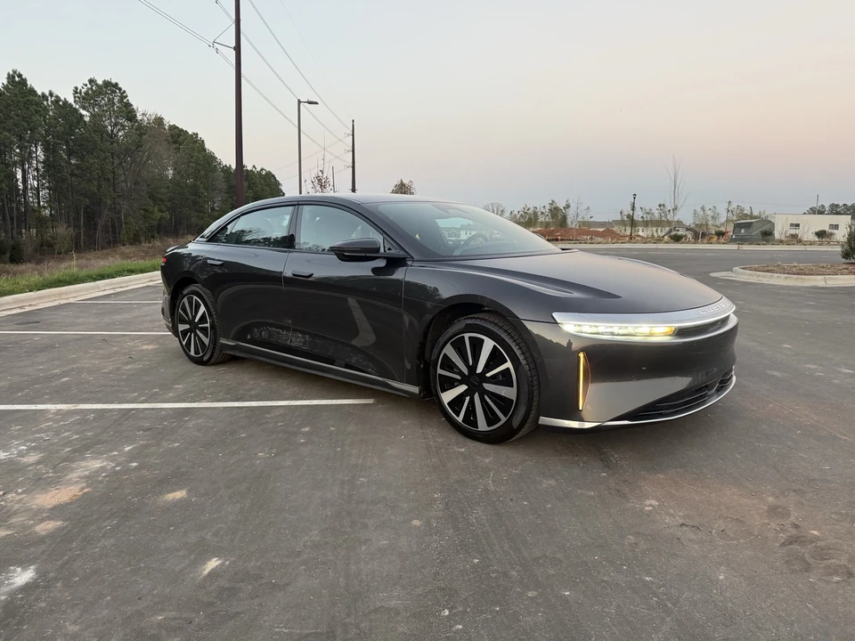 2024 Lucid Air - Image 8 of 21