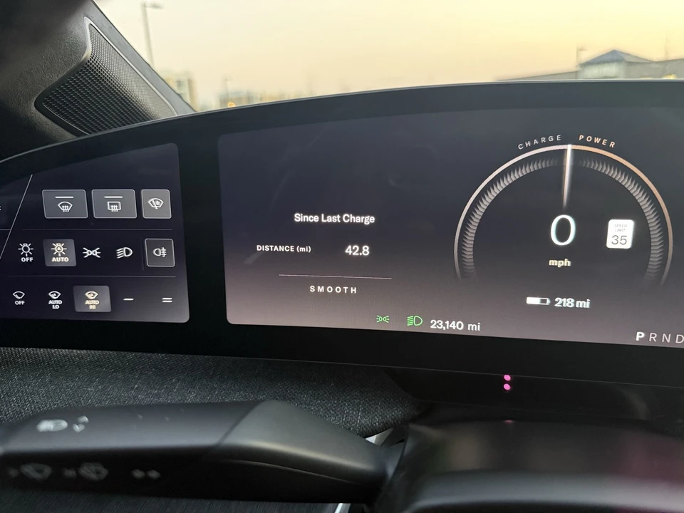 2024 Lucid Air - Image 20 of 21