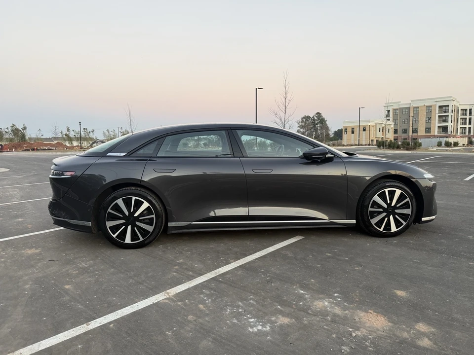2024 Lucid Air - Image 7 of 21