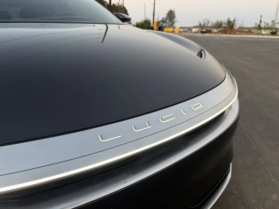 2024 Lucid Air - Image 9 of 21