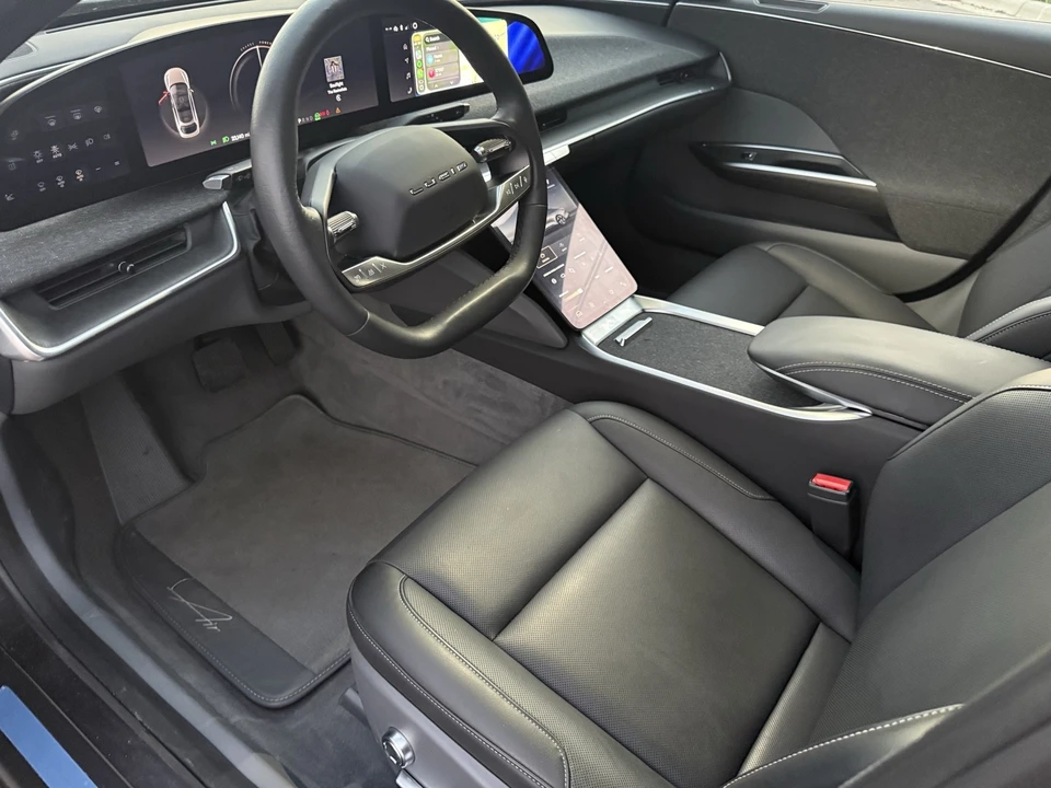2024 Lucid Air - Image 14 of 21