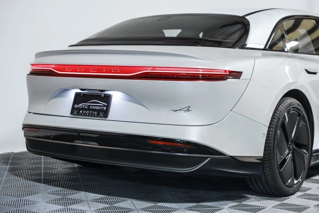 2024 Lucid Air - Image 8 of 21