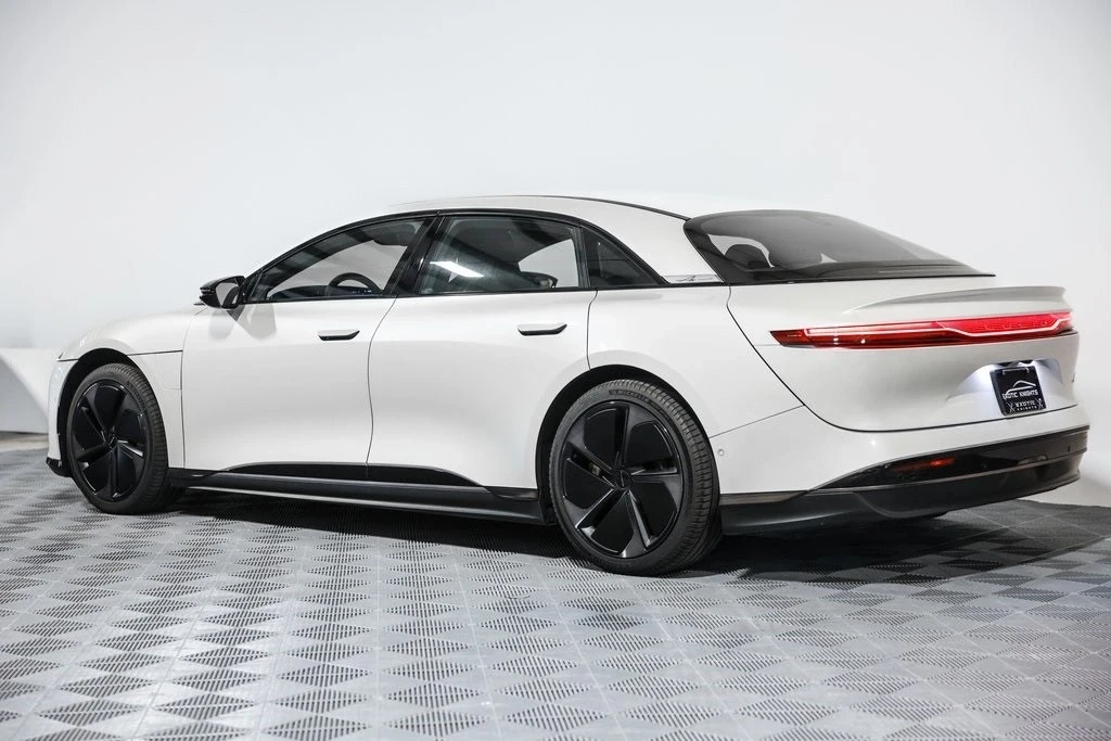2024 Lucid Air - Image 15 of 21