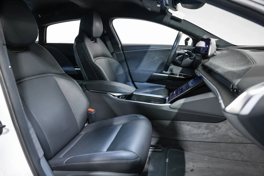 2024 Lucid Air - Image 19 of 21