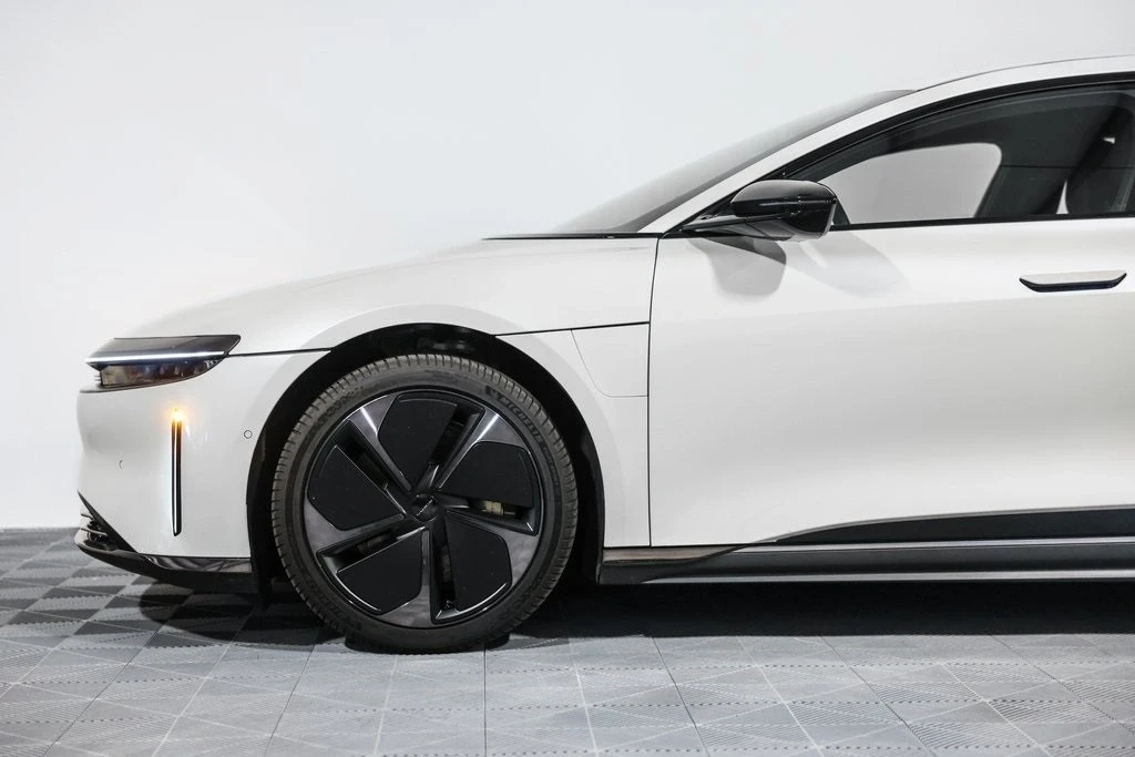 2024 Lucid Air - Image 13 of 21