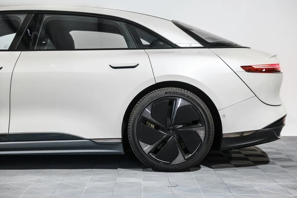 2024 Lucid Air - Image 14 of 21