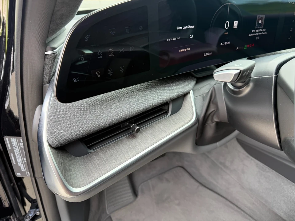 2024 Lucid Air - Image 9 of 21