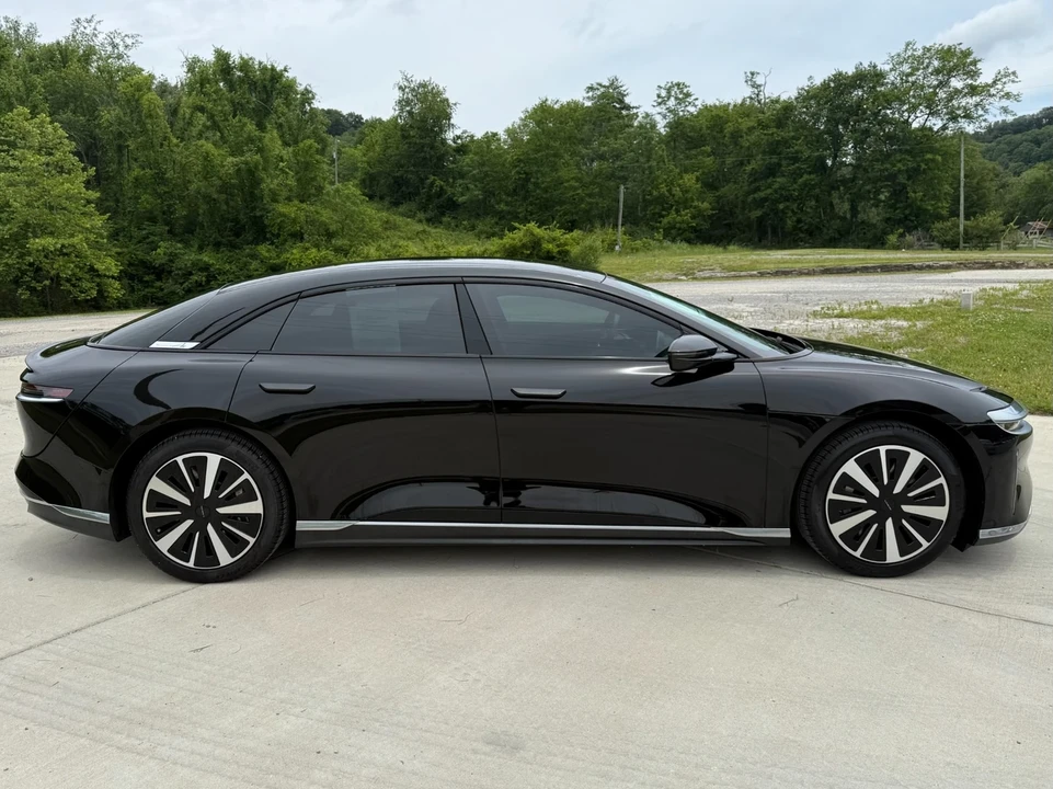 2024 Lucid Air - Image 7 of 21
