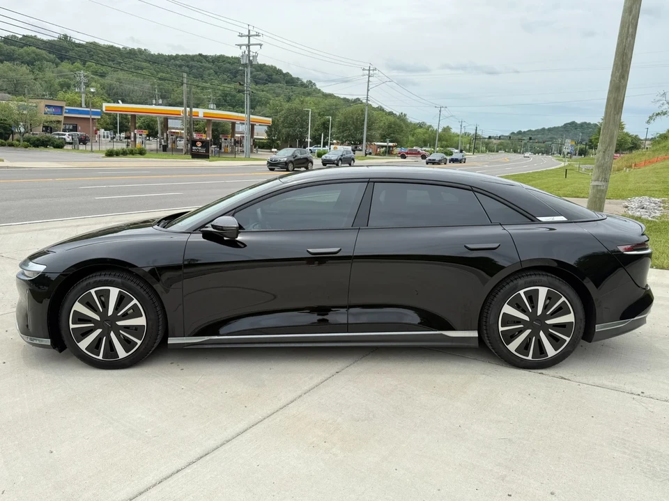2024 Lucid Air - Image 8 of 21