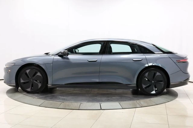 2024 Lucid Air - Image 9 of 12