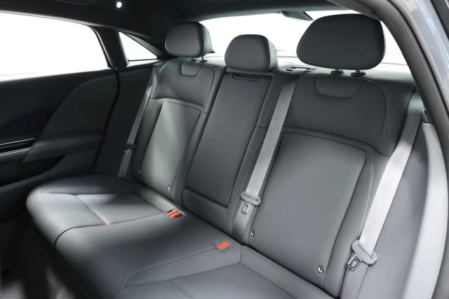 2024 Lucid Air - Image 3 of 12