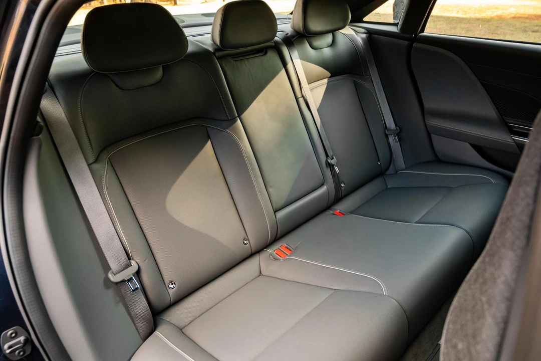 2024 Lucid Air - Image 31 of 31