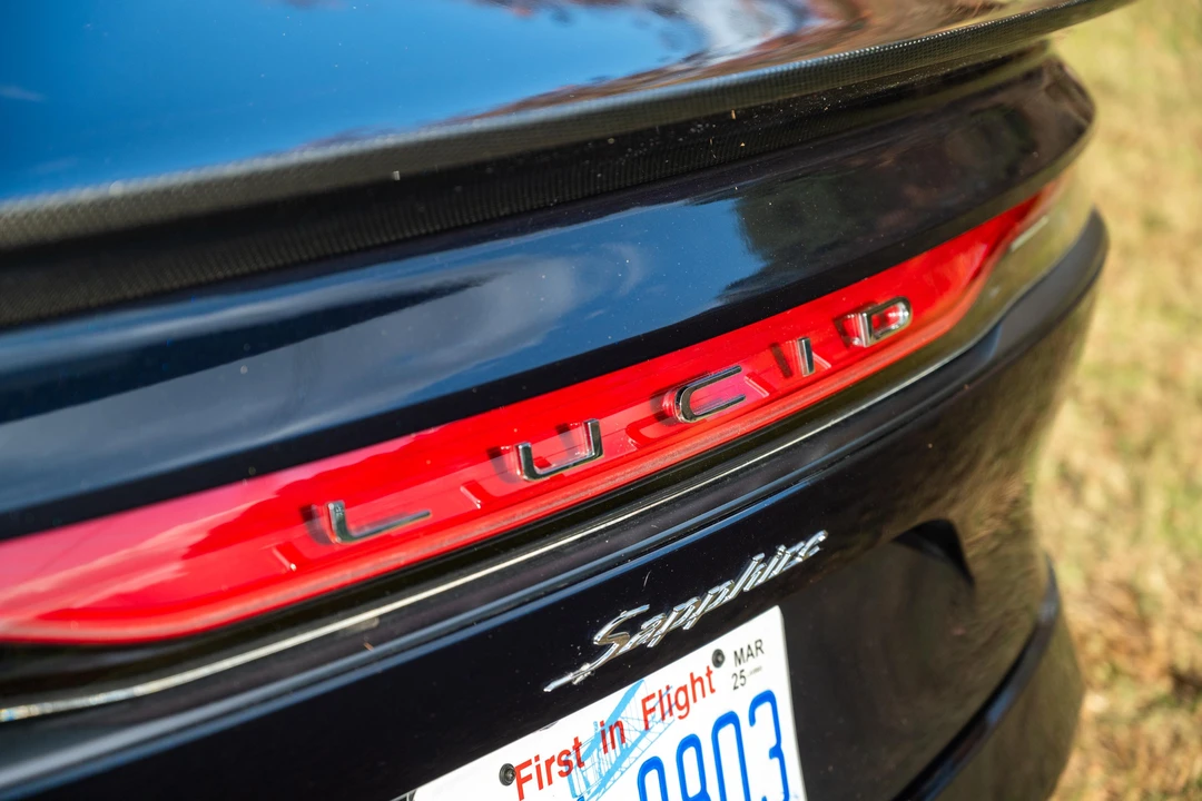 2024 Lucid Air - Image 13 of 31
