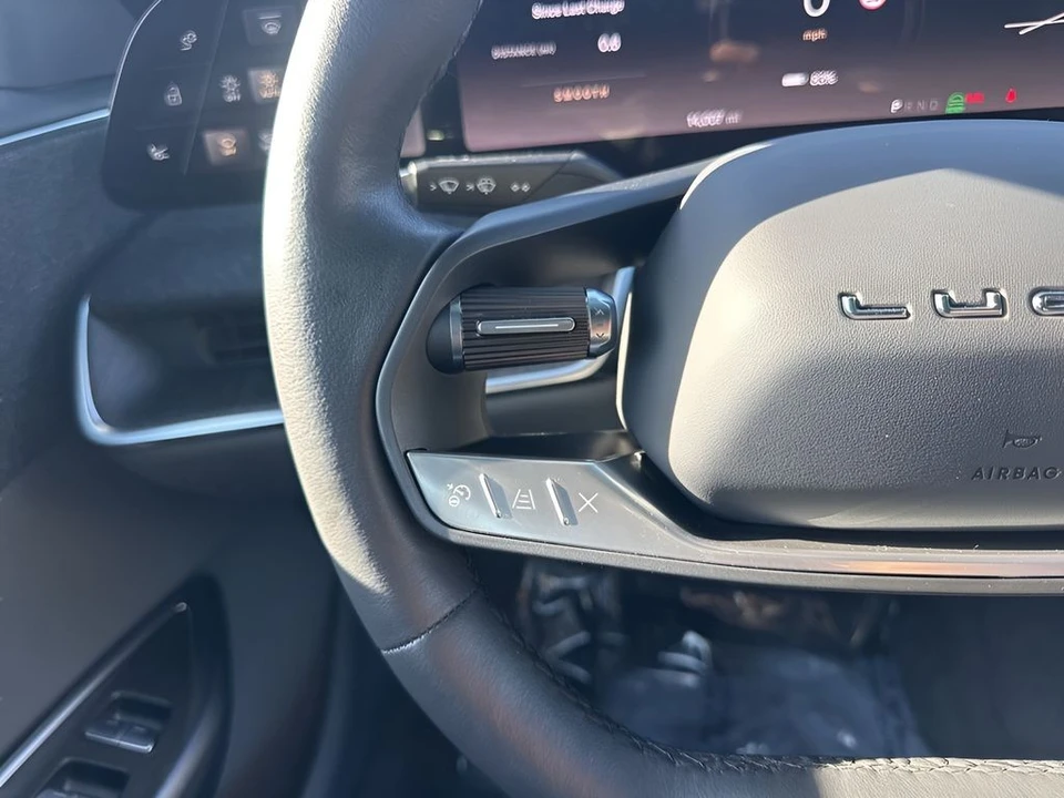 2024 Lucid Air - Image 15 of 21