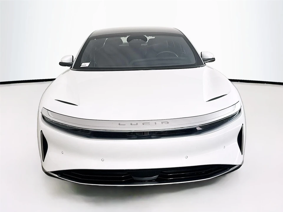 2024 Lucid Air - Image 2 of 15